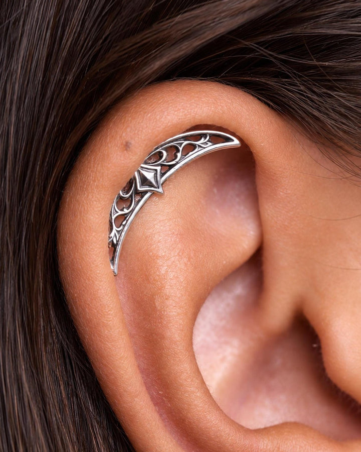 Celestial Star Hidden Helix Earring • Goth Arc Cartilage Helix 18G 16G • Dark Silver Jewelry • Gothic Jewelry Tattoo Earring • CRT030 - Revelmy
