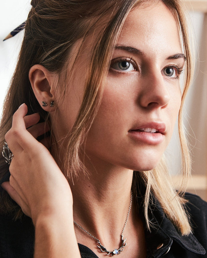Aubrey Stud Earrings - Revelmy