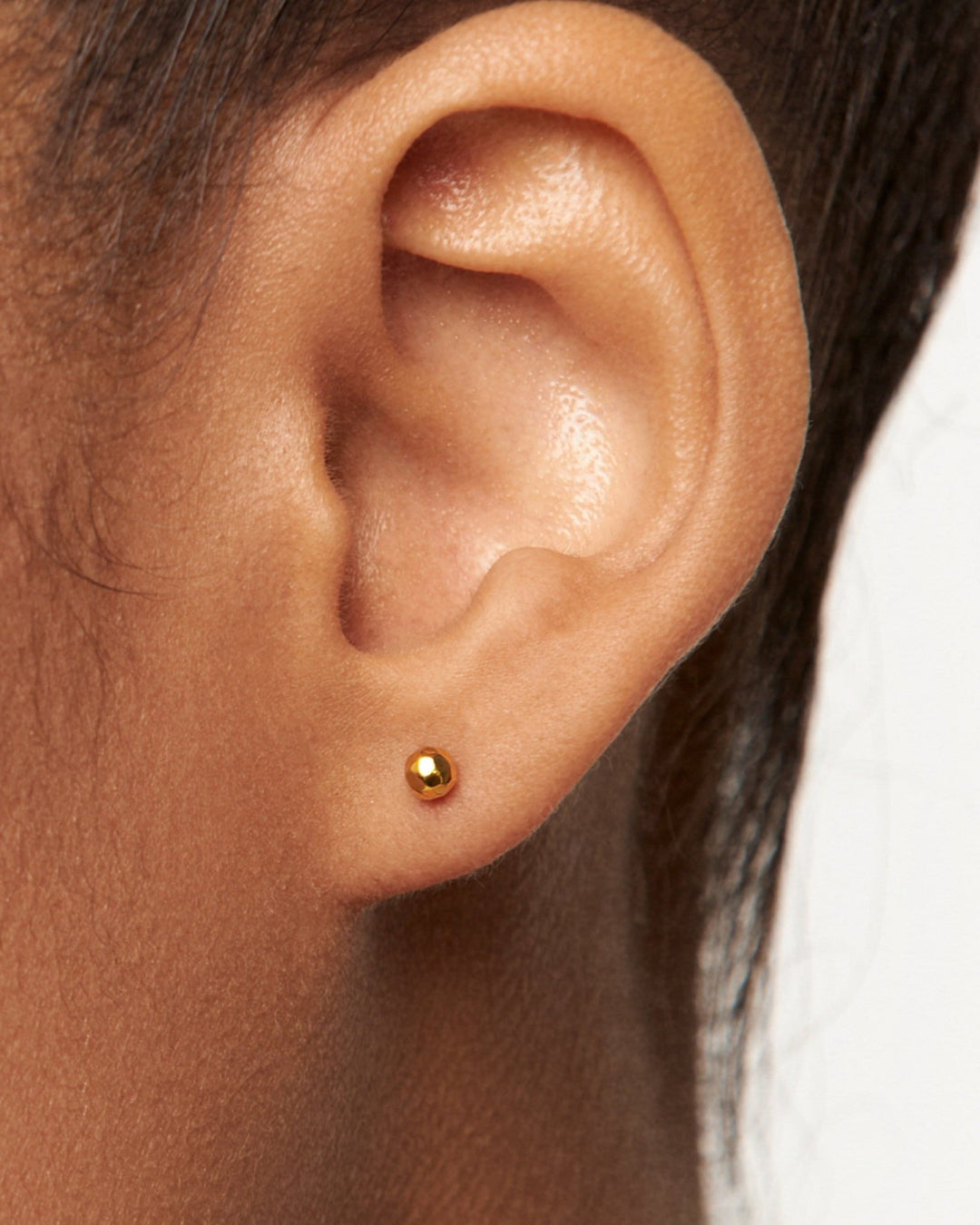 Kira Stud Earrings - Revelmy