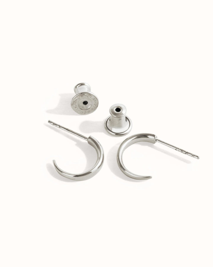Silver Claw Huggie Hug Earring • Lobe Cuff Earrings • Silver Huggie Earrings • Minimalist Jewelry • Everyday Use Stud Earrings • MHP003 - Revelmy